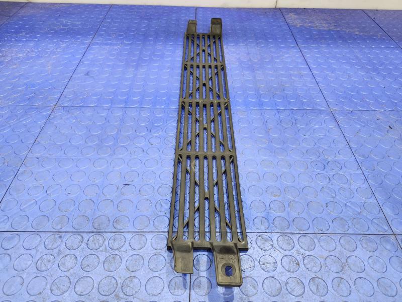 2015-2018 Ford Edge 3.5L Engine Radiator Air Seal Genuine OEM F2GZ8349A