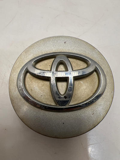 2013 Toyota Camry Center Cap