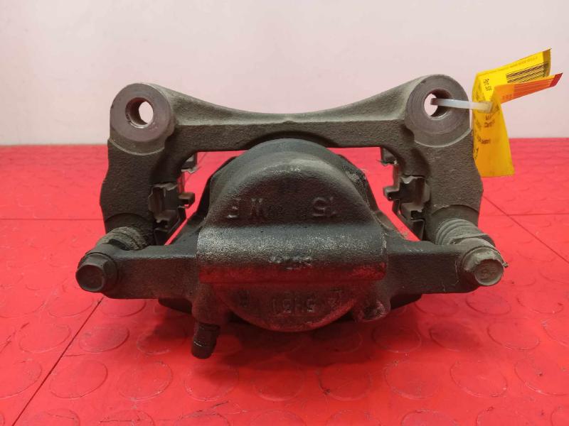 2016 Chrysler 200 Caliper