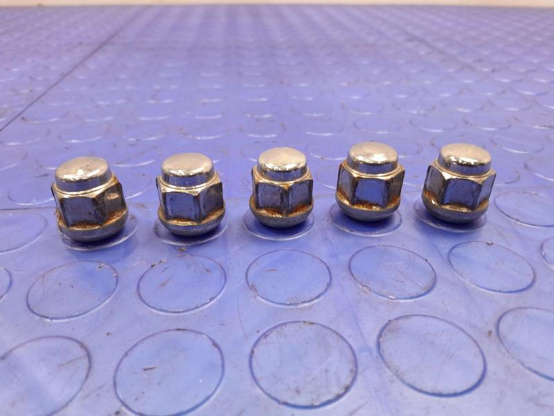 2020 Honda Accord Lug Nuts