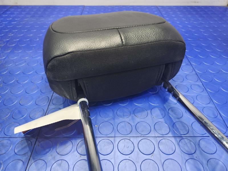 2018 Jeep Compass Headrest