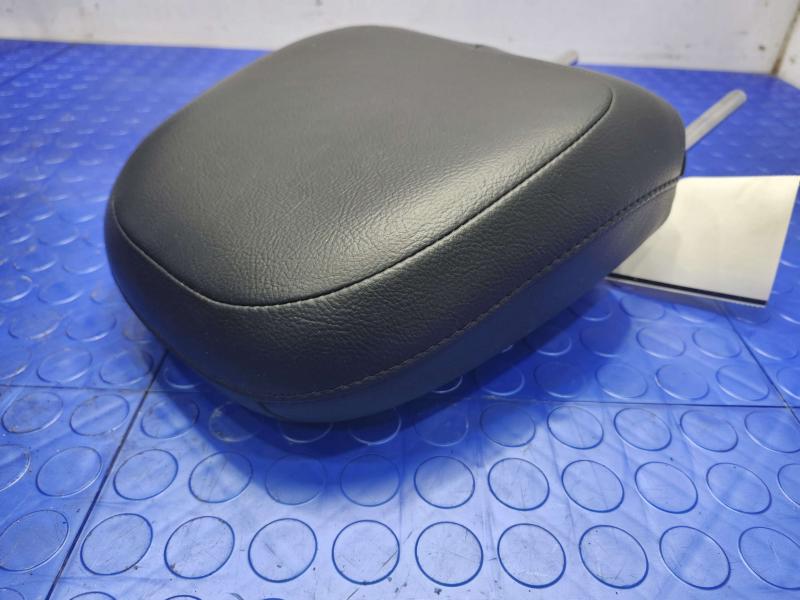 2018 Jeep Compass Headrest