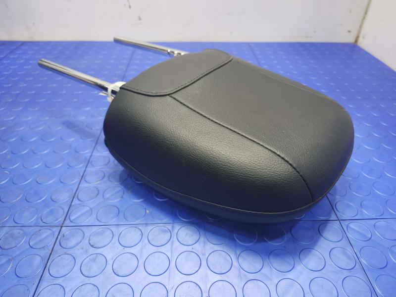 2018 Jeep Compass Headrest