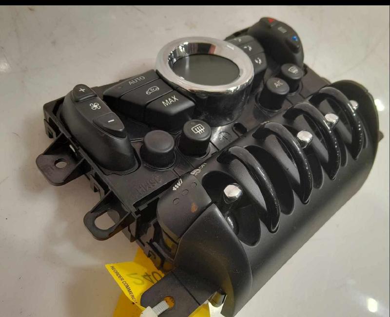 2014 MINI Paceman Heater A/C Control