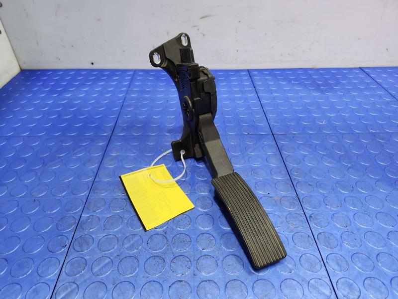 2015 Jeep Grand Cherokee Pedal Assembly
