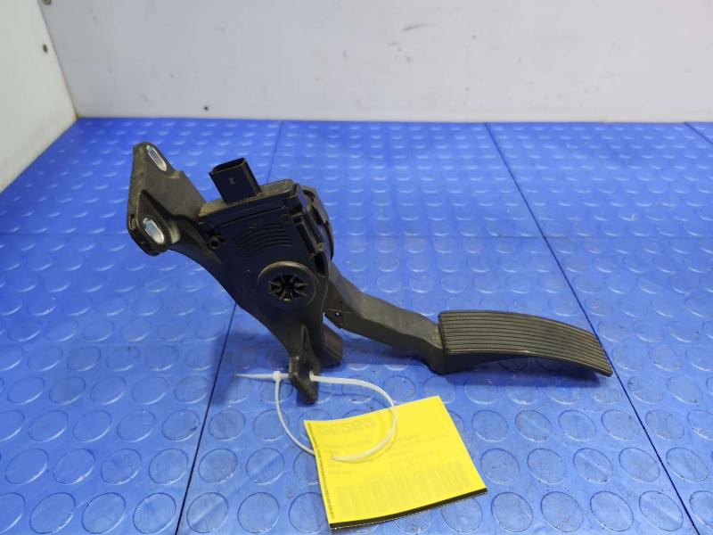 2015 Jeep Grand Cherokee Pedal Assembly