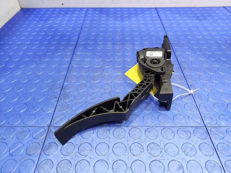 2015 Jeep Grand Cherokee Pedal Assembly