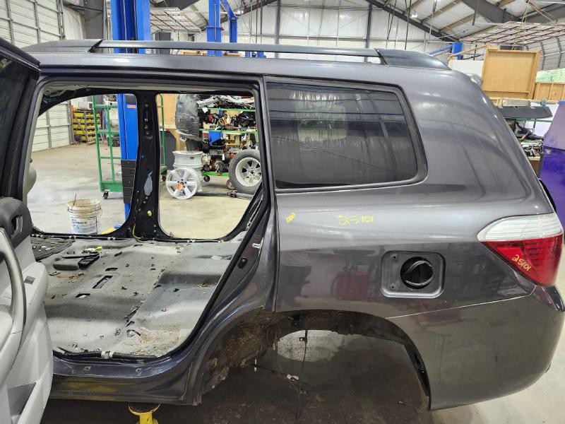 2010 Toyota Highlander Quarter Panel