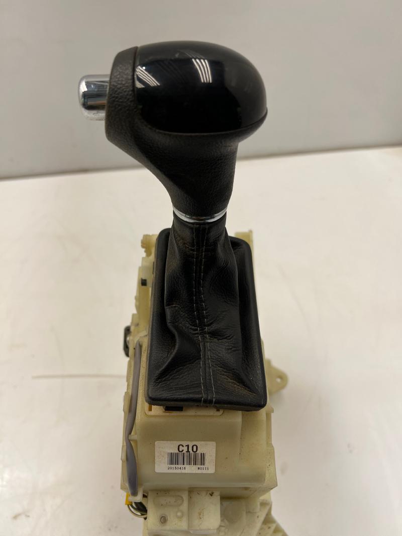 2015 2016 Kia Sedona Automatic Gear Shifter Assembly OEM 46700A9100