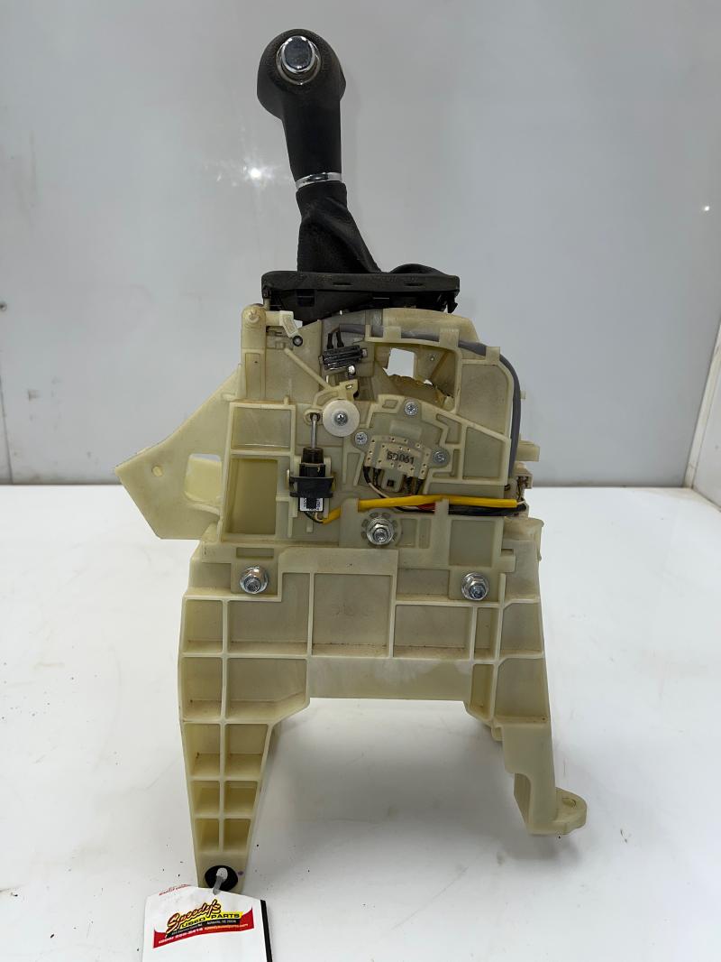 2015 2016 Kia Sedona Automatic Gear Shifter Assembly OEM 46700A9100