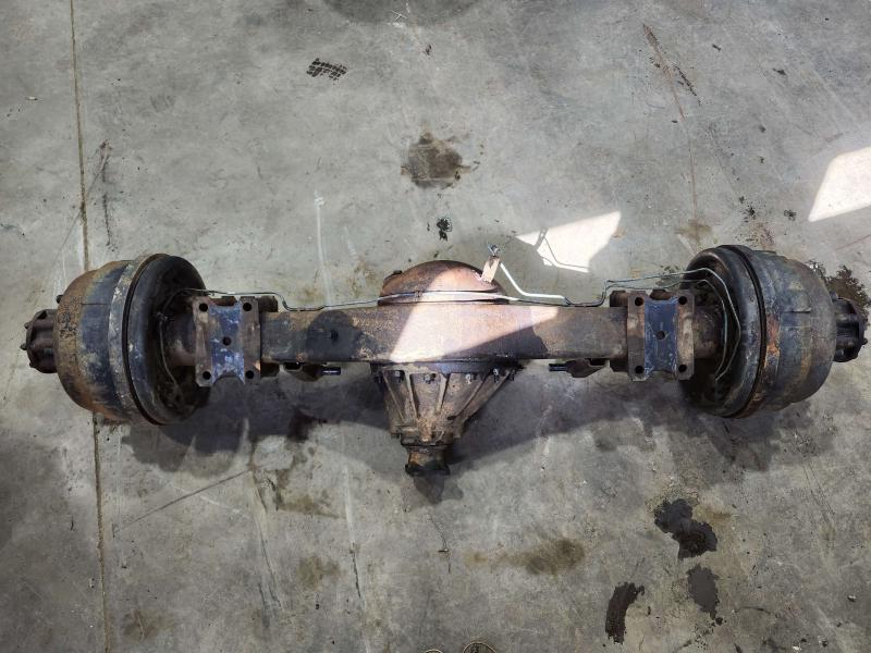 1988-1993 Isuzu NPR 3.9L Diesel OEM Rear Axle Assembly 54K Miles 5.57 Ratio