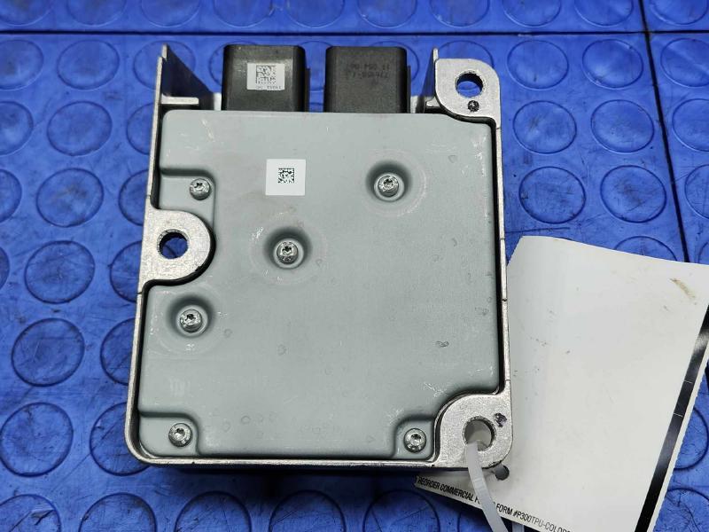 2011 Dodge Durango SRS Restraint Control Module Genuine OEM Part 68025610AG