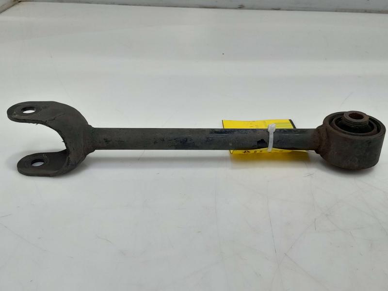 2018 Toyota Prius Lower Control Arm Rr