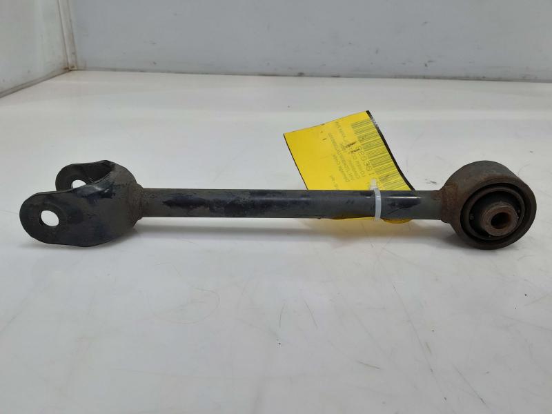 2018 Toyota Prius Lower Control Arm Rr