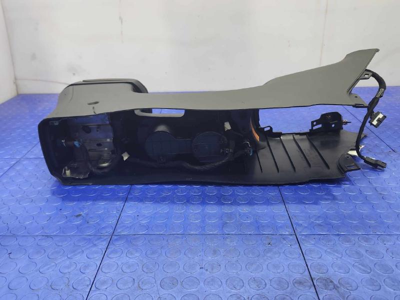 2014 Chevrolet Cruze Front Console