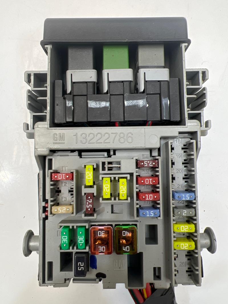 2012 Chevrolet Cruze Cabin Fuse Box