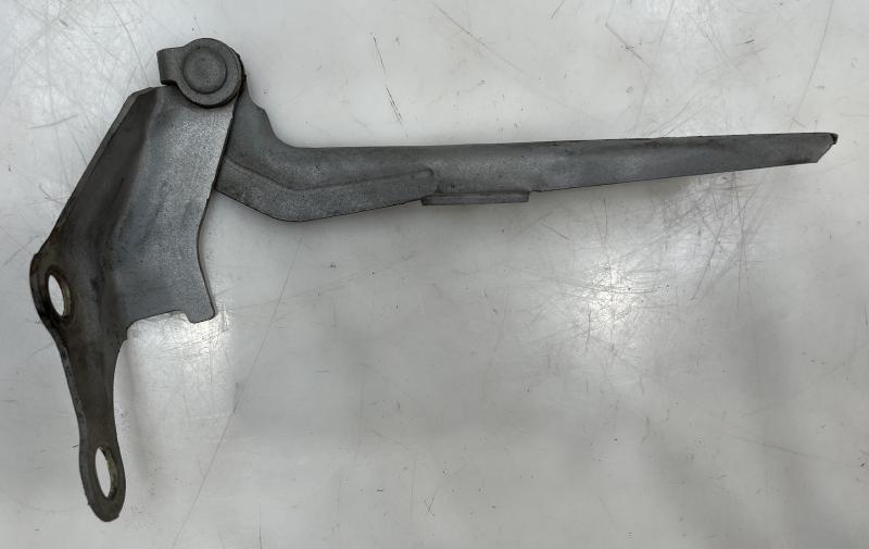 1996 - 1998 Toyota Rav-4 Hood Hinge RH Passenger Side OEM 5341042010