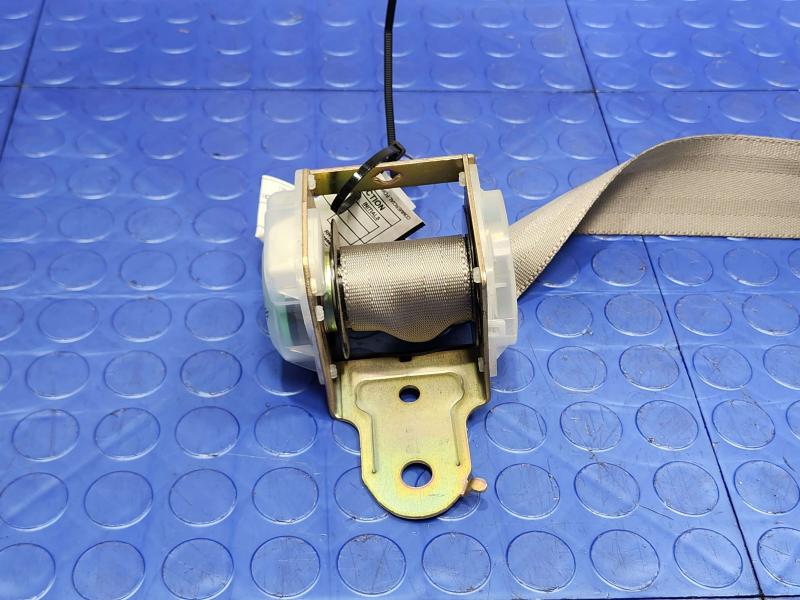 2002 Toyota Camry Rear Seat Belt