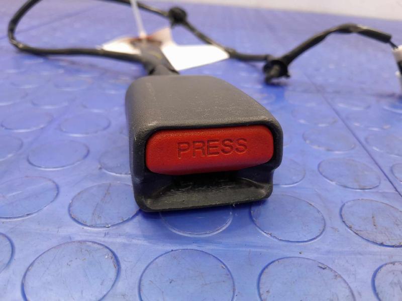 2022 Nissan Versa Front Seat Belt