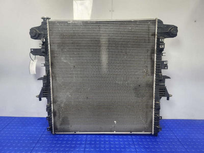 2011 Infiniti QX56 Radiator