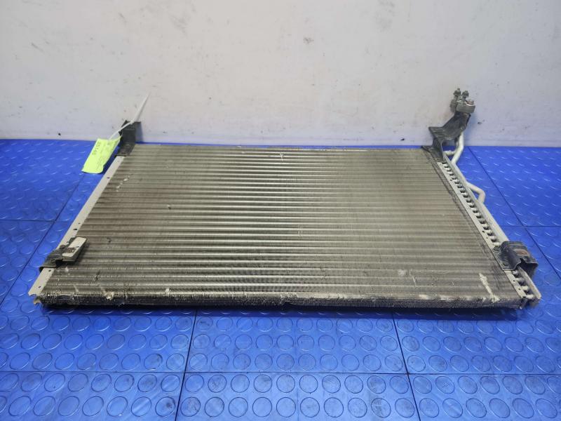 2003 Lincoln Town Car Condenser