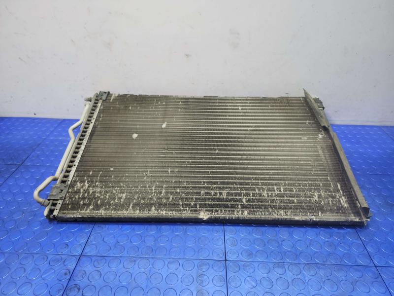 2003 Lincoln Town Car Condenser