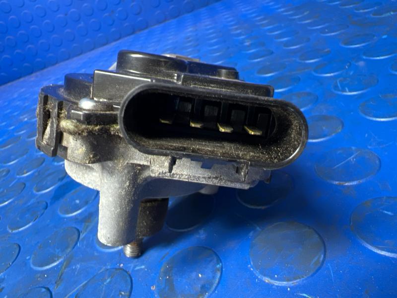2010-2016 Buick Lacrosse Windshield Wiper Motor Genuine OEM Part 20815082