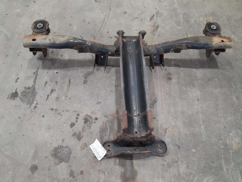 2007 Cadillac DTS Crossmember/Cradle/Undercarria