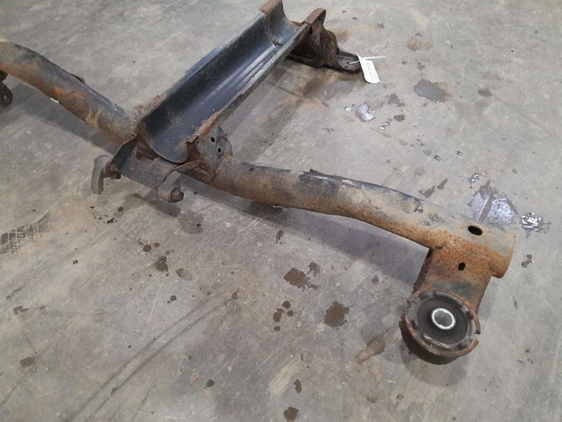 2007 Cadillac DTS Crossmember/Cradle/Undercarria