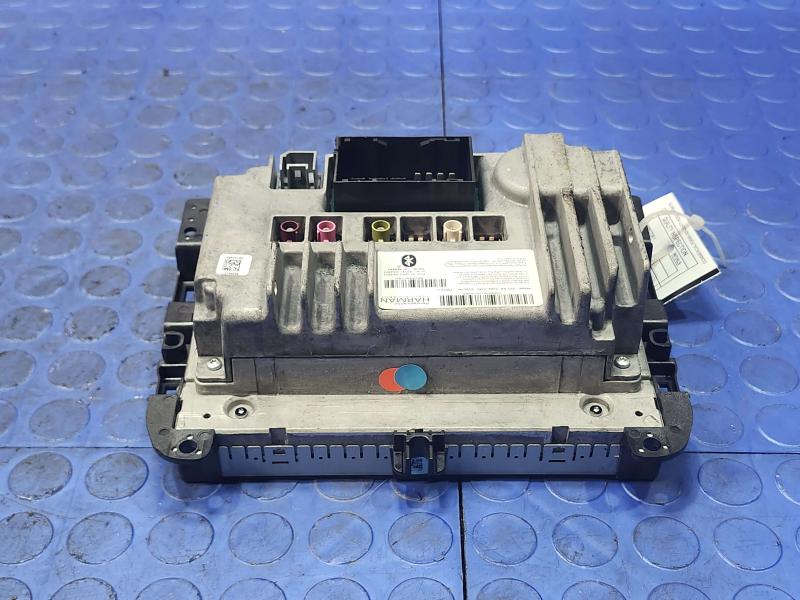 2014 Dodge Durango Radio Receiver Display Screen Assembly 8.4" NON Navigation OEM 68164637AG