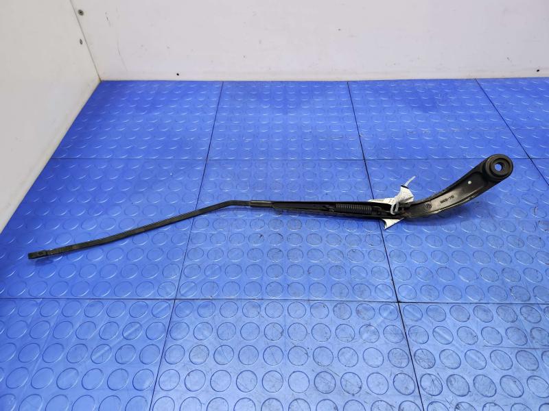 2014 Dodge Journey Wiper Arm