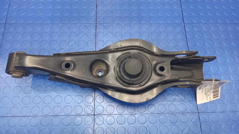 2017 Kia Sorento Lower Control Arm Rr