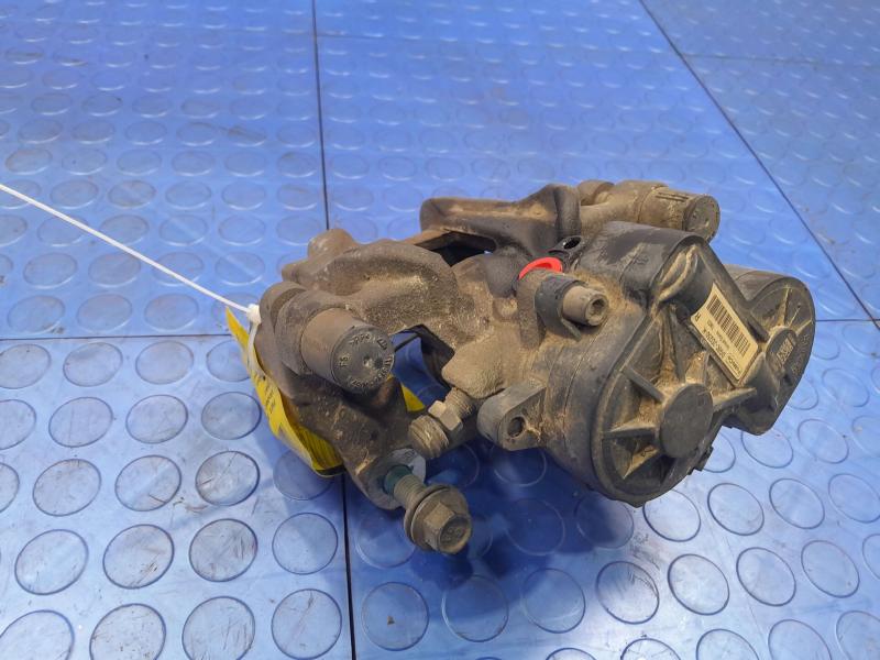 2015 Ford Fusion Caliper