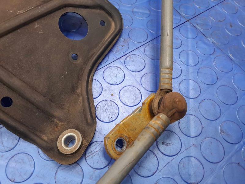2011 Ford F-250 Super Duty Wiper Trans. Linkage