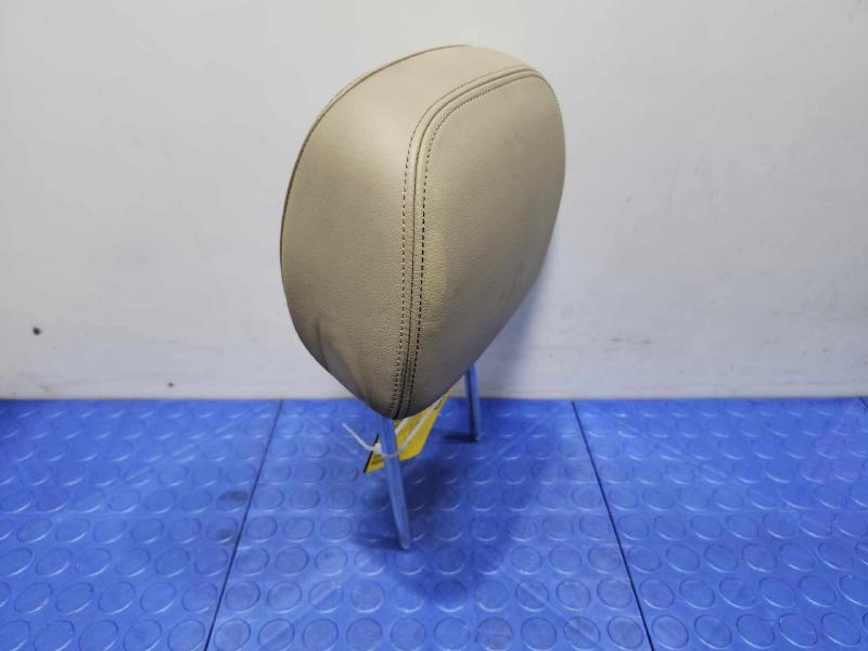 2003 BMW Z4 Headrest