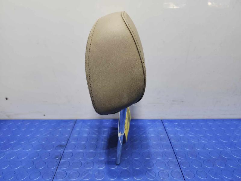 2003 BMW Z4 Headrest