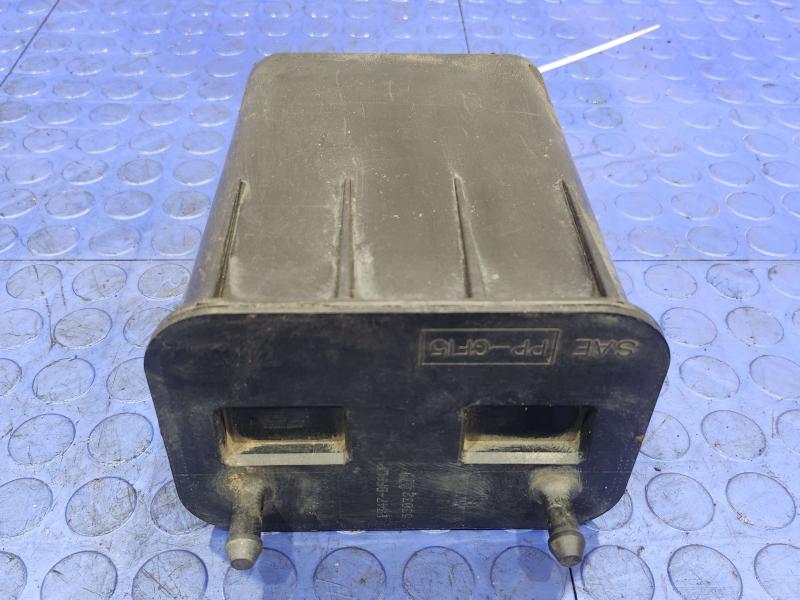 1997 Dodge Dakota Fuel Vapor Charcoal Canister Assembly Genuine OEM 53032039