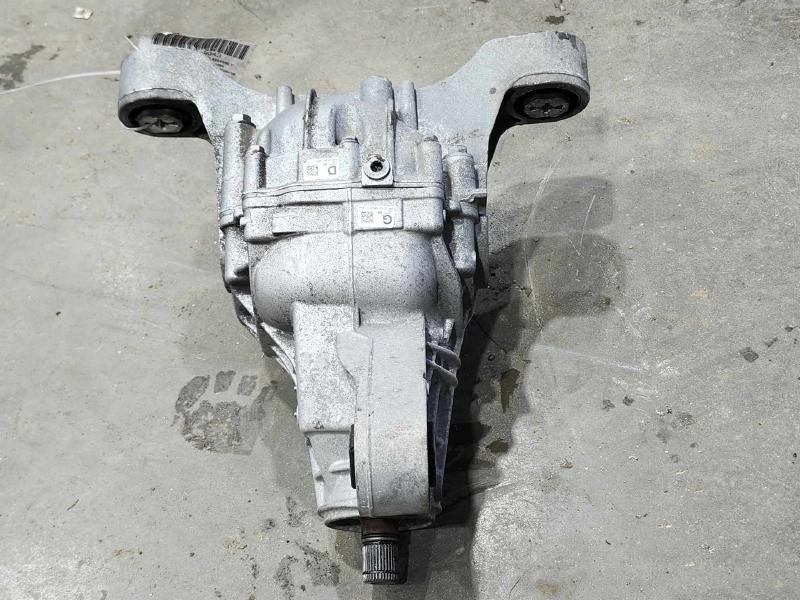 2011 Volkswagen Touareg Carrier/Differential Assembly