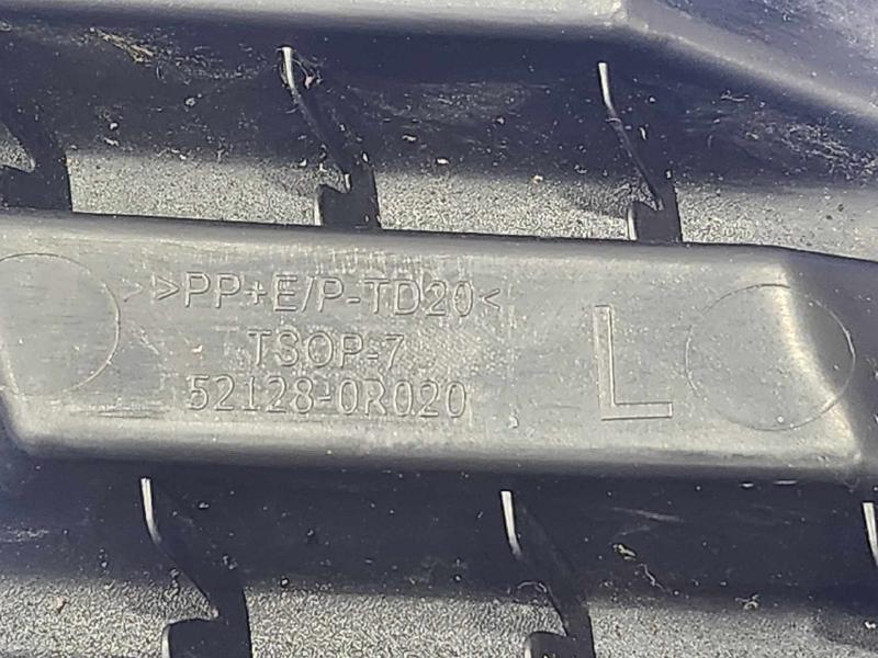 2010 Toyota RAV4 Grille