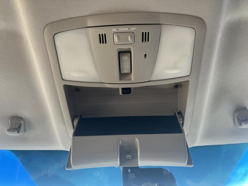 2011-2012 Infiniti QX56 Roof Console Assembly - Tan Genuine OEM 264301LB0A