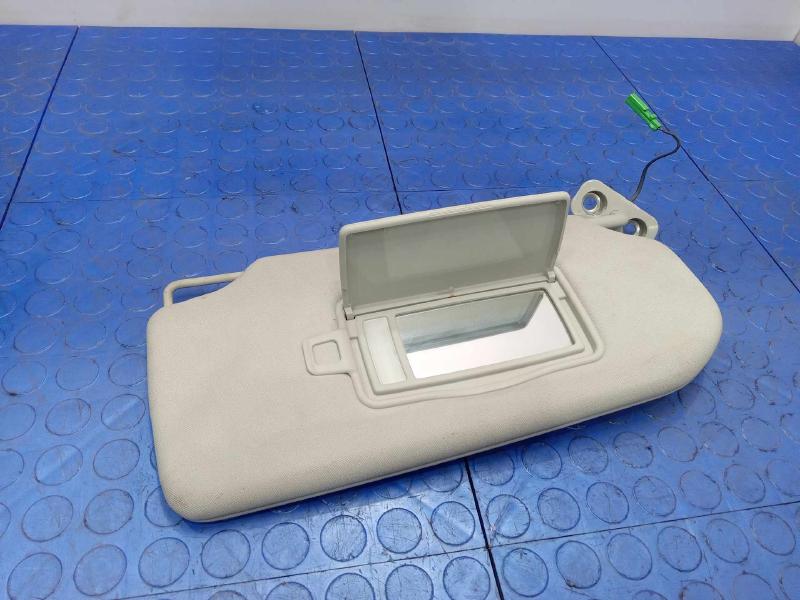 2016 Volvo XC90 Sun Visor