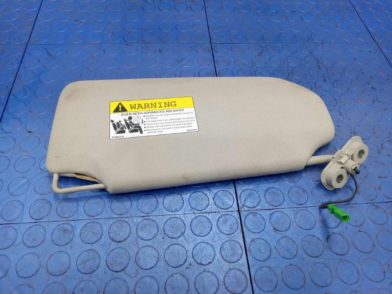 2016 Volvo XC90 Sun Visor