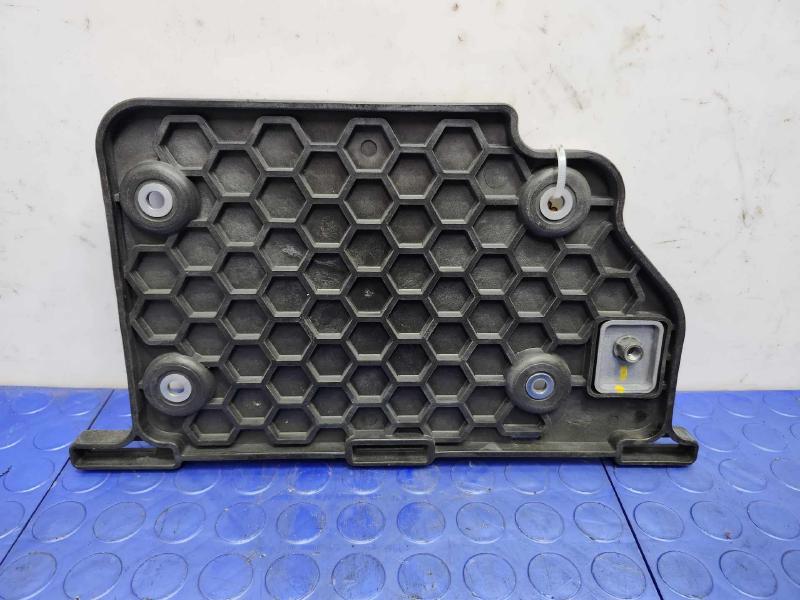2013 Volkswagen Jetta Battery Tray