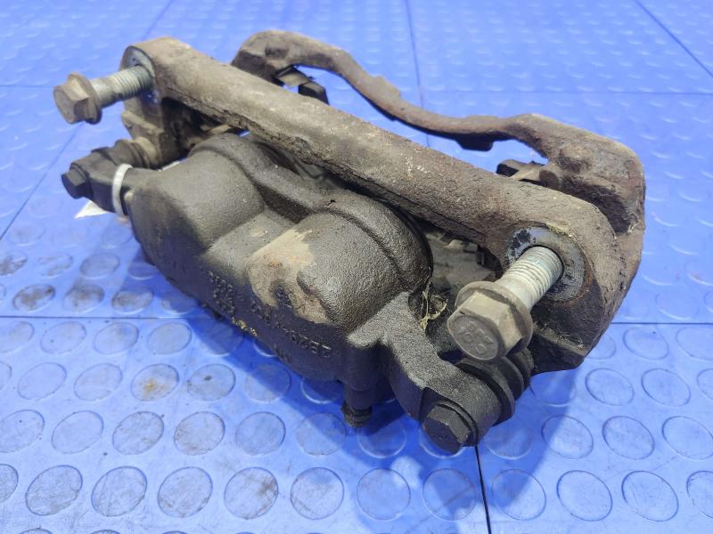 2013 Ford F-250 Super Duty Caliper