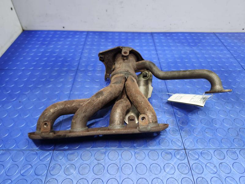 2013 Toyota Prius Exhaust Manifold