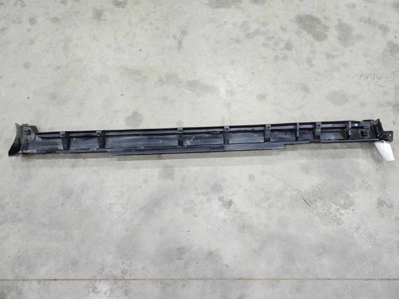 2020 Nissan Kicks Rocker Moulding