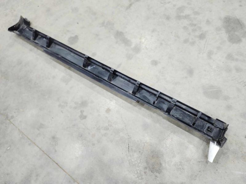 2020 Nissan Kicks Rocker Moulding