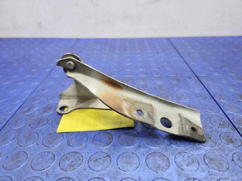 2006 Honda Ridgeline Hood Hinge