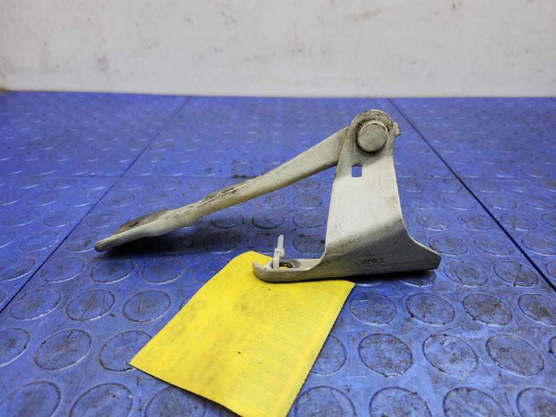 2006 Honda Ridgeline Hood Hinge