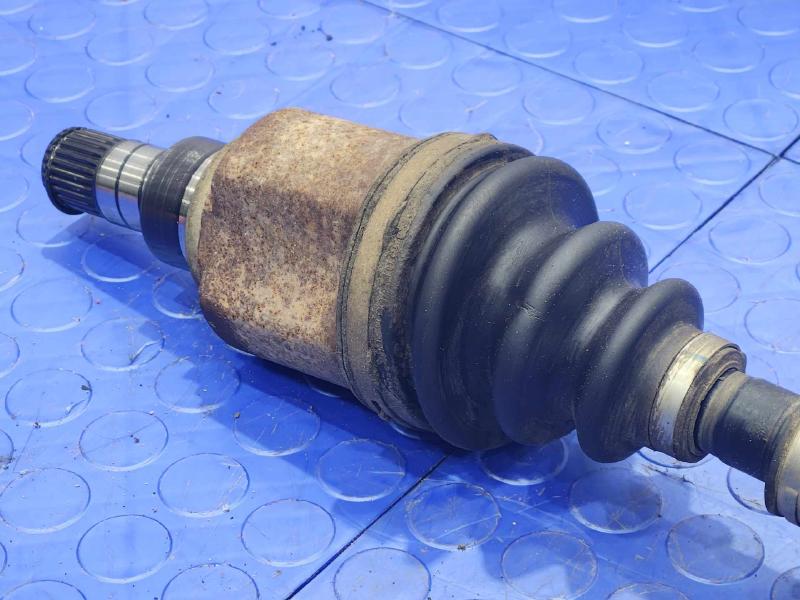 2014 Nissan Versa Axle Shaft